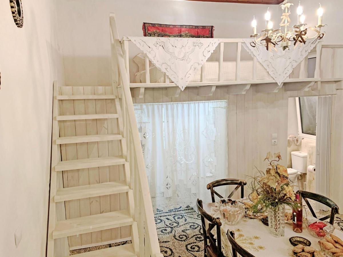 Aspasias Traditional House Holiday home *